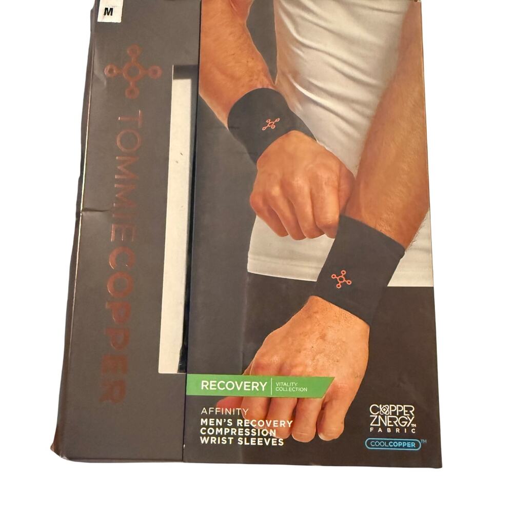 Tommie Copper Affinity Men's Recovery Compression Wrist Sleeves, NWT
